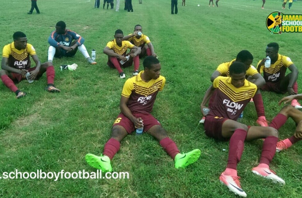 Team Wolmer's at the half time break